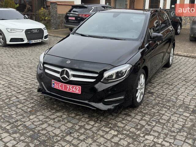 Черный Мерседес Б-класс, объемом двигателя 2 л и пробегом 90 тыс. км за 16900 $, фото 1 на Automoto.ua