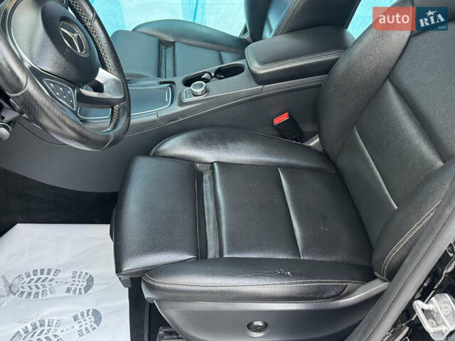 Чорний Мерседес Б-клас, об'ємом двигуна 1.99 л та пробігом 101 тис. км за 10000 $, фото 5 на Automoto.ua