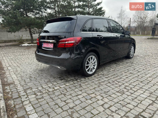 Черный Мерседес Б-класс, объемом двигателя 2 л и пробегом 90 тыс. км за 16900 $, фото 5 на Automoto.ua