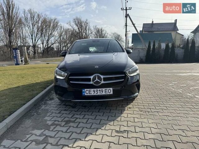 Чорний Мерседес Б-клас, об'ємом двигуна 1.46 л та пробігом 186 тис. км за 24500 $, фото 12 на Automoto.ua