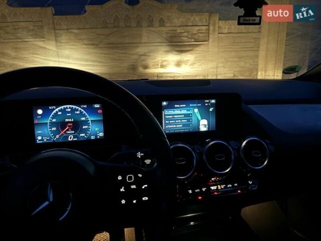 Черный Мерседес Б-класс, объемом двигателя 1.46 л и пробегом 186 тыс. км за 24500 $, фото 41 на Automoto.ua