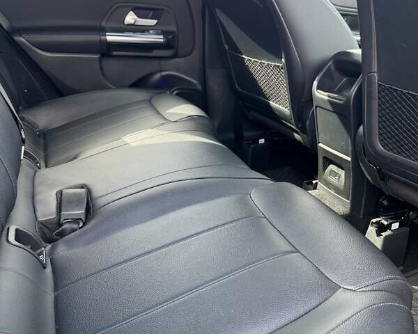 Черный Мерседес Б-класс, объемом двигателя 1.33 л и пробегом 200 тыс. км за 19900 $, фото 5 на Automoto.ua