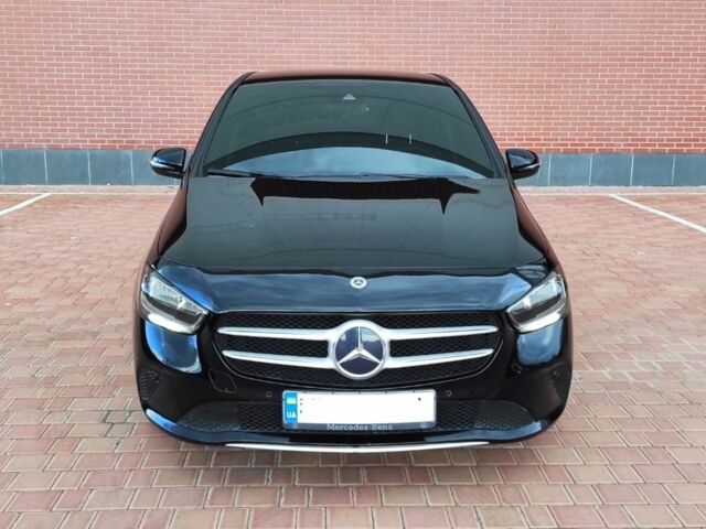 Чорний Мерседес Б-клас, об'ємом двигуна 2 л та пробігом 140 тис. км за 19800 $, фото 2 на Automoto.ua