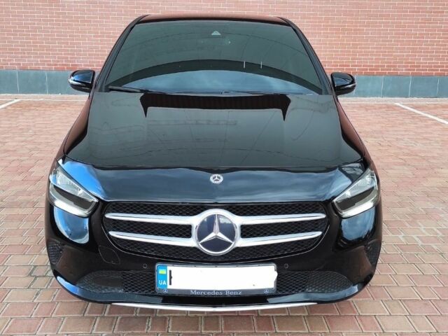 Чорний Мерседес Б-клас, об'ємом двигуна 2 л та пробігом 140 тис. км за 19800 $, фото 1 на Automoto.ua