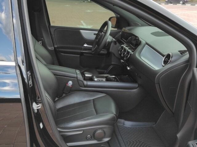 Чорний Мерседес Б-клас, об'ємом двигуна 2 л та пробігом 140 тис. км за 19800 $, фото 11 на Automoto.ua