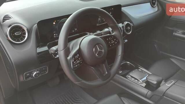 Чорний Мерседес Б-клас, об'ємом двигуна 2 л та пробігом 140 тис. км за 19800 $, фото 1 на Automoto.ua