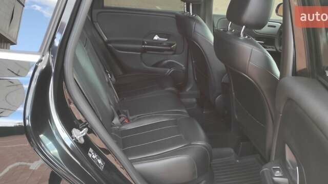 Чорний Мерседес Б-клас, об'ємом двигуна 2 л та пробігом 140 тис. км за 19800 $, фото 8 на Automoto.ua