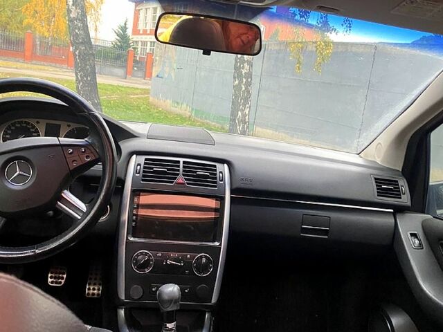Мерседес Б-класс 2007 в Черкассах на Automoto.ua Черный Мерседес Б-класс, объемом двигателя 2 л и пробегом 270 тыс. км за 5700 $, фото 10 на Automoto.ua