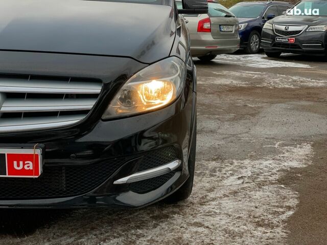 Черный Мерседес Б-класс, объемом двигателя 2 л и пробегом 385 тыс. км за 9790 $, фото 8 на Automoto.ua