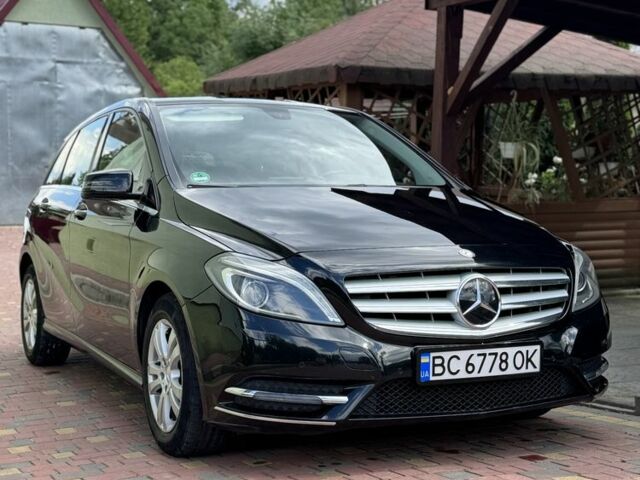 Чорний Мерседес Б-клас, об'ємом двигуна 1.8 л та пробігом 382 тис. км за 11999 $, фото 1 на Automoto.ua