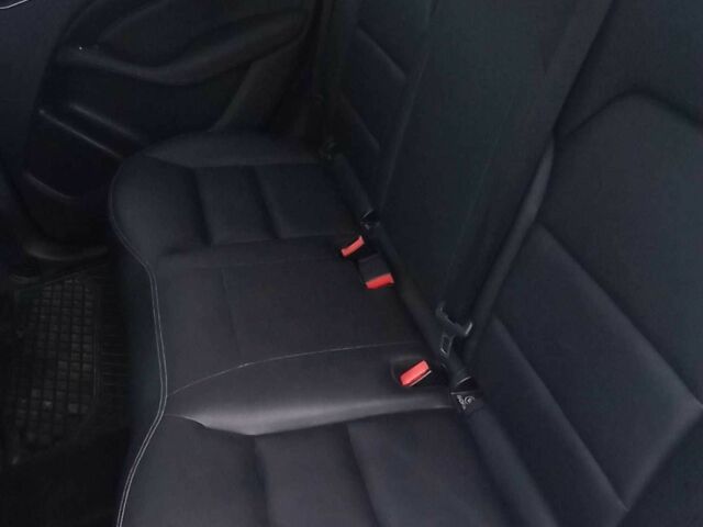 Чорний Мерседес Б-клас, об'ємом двигуна 0 л та пробігом 105 тис. км за 11500 $, фото 17 на Automoto.ua