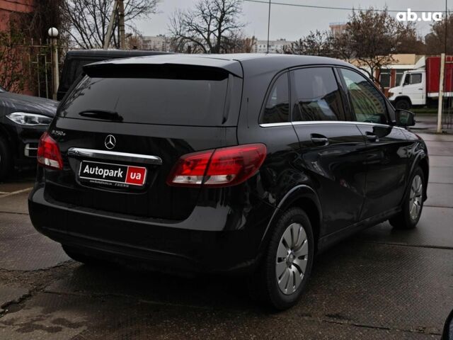 Чорний Мерседес Б-клас, об'ємом двигуна 0 л та пробігом 76 тис. км за 11790 $, фото 7 на Automoto.ua