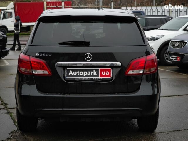 Чорний Мерседес Б-клас, об'ємом двигуна 0 л та пробігом 76 тис. км за 11790 $, фото 8 на Automoto.ua