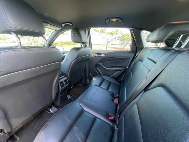 Чорний Мерседес Б-клас, об'ємом двигуна 0 л та пробігом 64 тис. км за 4500 $, фото 8 на Automoto.ua