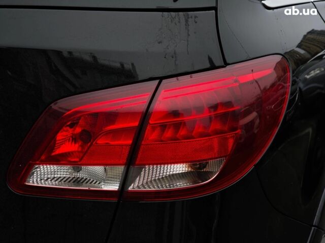 Чорний Мерседес Б-клас, об'ємом двигуна 0 л та пробігом 76 тис. км за 11790 $, фото 11 на Automoto.ua