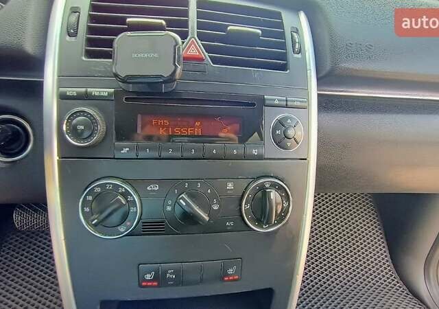 Коричневый Мерседес Б-класс, объемом двигателя 1.99 л и пробегом 276 тыс. км за 5500 $, фото 16 на Automoto.ua