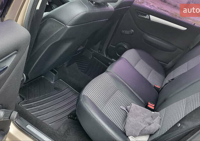 Коричневий Мерседес Б-клас, об'ємом двигуна 1.7 л та пробігом 221 тис. км за 6880 $, фото 25 на Automoto.ua