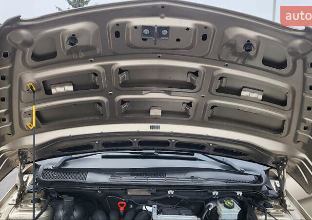 Коричневий Мерседес Б-клас, об'ємом двигуна 1.7 л та пробігом 221 тис. км за 6880 $, фото 33 на Automoto.ua