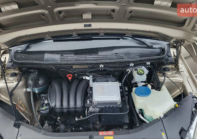 Коричневий Мерседес Б-клас, об'ємом двигуна 1.7 л та пробігом 221 тис. км за 6880 $, фото 34 на Automoto.ua