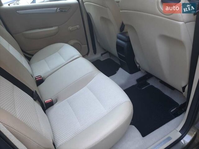 Коричневий Мерседес Б-клас, об'ємом двигуна 1.99 л та пробігом 355 тис. км за 6200 $, фото 13 на Automoto.ua