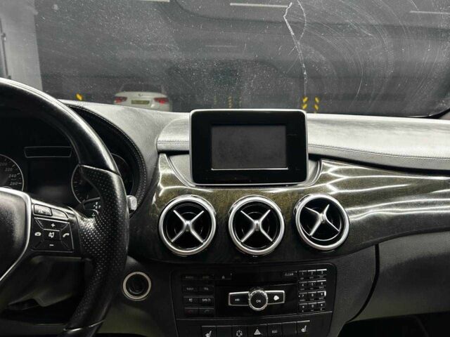 Коричневый Мерседес Б-класс, объемом двигателя 1.8 л и пробегом 190 тыс. км за 14500 $, фото 10 на Automoto.ua