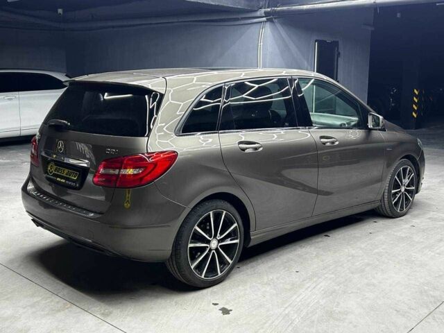 Коричневый Мерседес Б-класс, объемом двигателя 1.8 л и пробегом 190 тыс. км за 14500 $, фото 5 на Automoto.ua