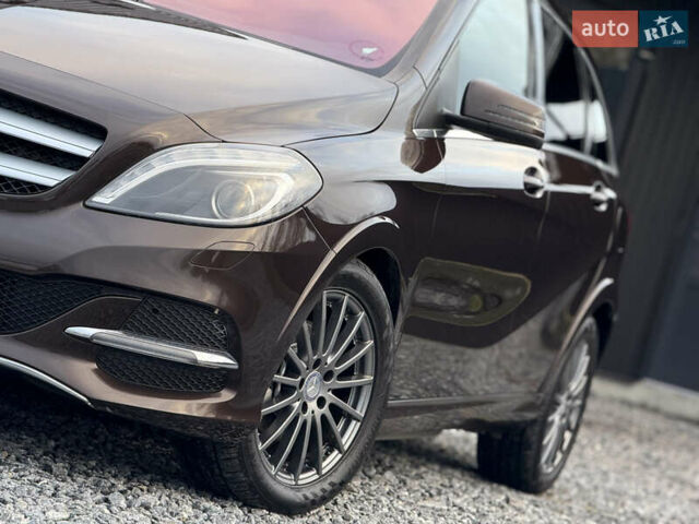 Коричневый Мерседес Б-класс, объемом двигателя 0 л и пробегом 99 тыс. км за 10450 $, фото 9 на Automoto.ua