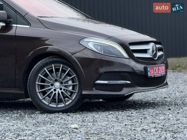 Коричневый Мерседес Б-класс, объемом двигателя 0 л и пробегом 99 тыс. км за 10450 $, фото 12 на Automoto.ua