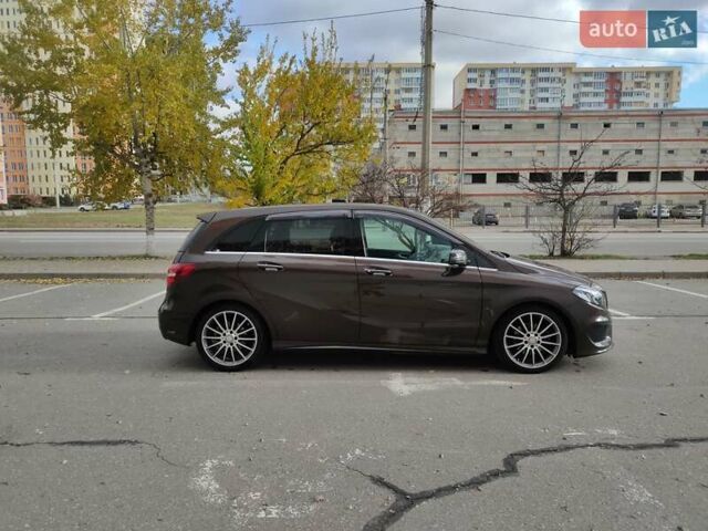 Коричневый Мерседес Б-класс, объемом двигателя 1.6 л и пробегом 42 тыс. км за 15500 $, фото 7 на Automoto.ua