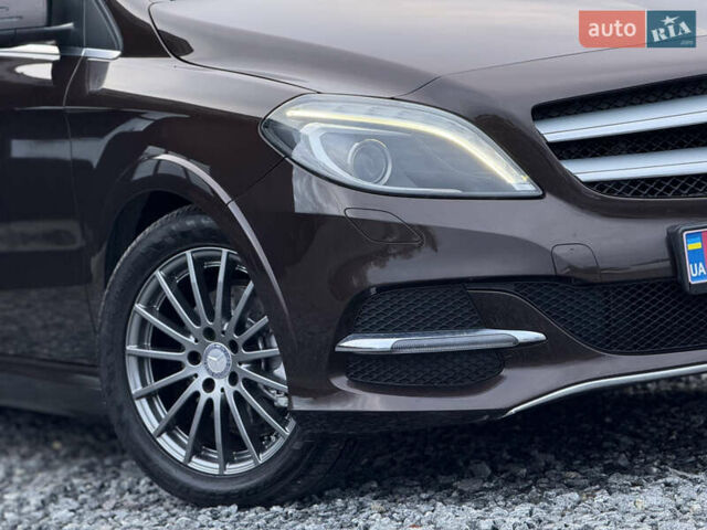 Коричневый Мерседес Б-класс, объемом двигателя 0 л и пробегом 99 тыс. км за 10450 $, фото 11 на Automoto.ua