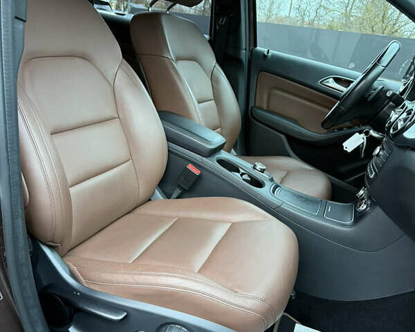 Коричневый Мерседес Б-класс, объемом двигателя 0 л и пробегом 99 тыс. км за 10450 $, фото 31 на Automoto.ua