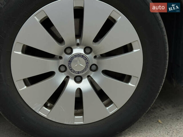 Коричневый Мерседес Б-класс, объемом двигателя 0 л и пробегом 115 тыс. км за 12100 $, фото 4 на Automoto.ua