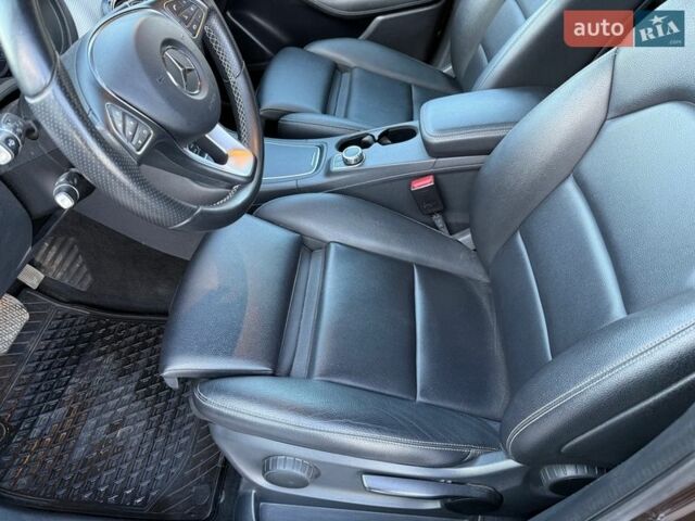 Коричневий Мерседес Б-клас, об'ємом двигуна 0 л та пробігом 100 тис. км за 11600 $, фото 43 на Automoto.ua