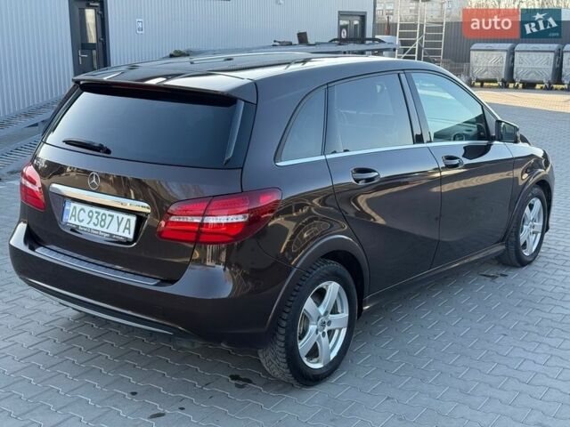 Коричневий Мерседес Б-клас, об'ємом двигуна 0 л та пробігом 100 тис. км за 11600 $, фото 25 на Automoto.ua