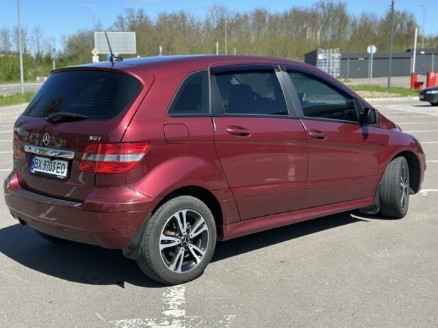 Червоний Мерседес Б-клас, об'ємом двигуна 2 л та пробігом 186 тис. км за 7400 $, фото 3 на Automoto.ua