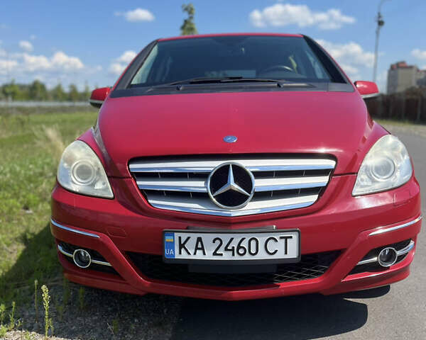 Червоний Мерседес Б-клас, об'ємом двигуна 1.7 л та пробігом 109 тис. км за 8500 $, фото 1 на Automoto.ua