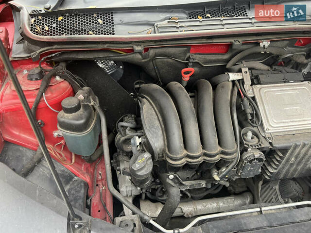 Червоний Мерседес Б-клас, об'ємом двигуна 1.8 л та пробігом 82 тис. км за 9500 $, фото 13 на Automoto.ua