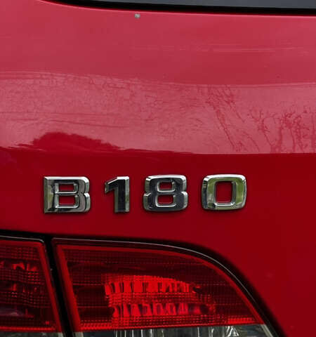 Красный Мерседес Б-класс, объемом двигателя 1.7 л и пробегом 89 тыс. км за 8000 $, фото 23 на Automoto.ua