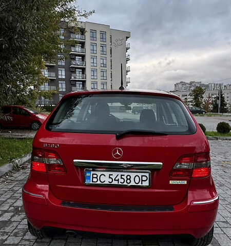 Красный Мерседес Б-класс, объемом двигателя 1.7 л и пробегом 89 тыс. км за 8000 $, фото 22 на Automoto.ua
