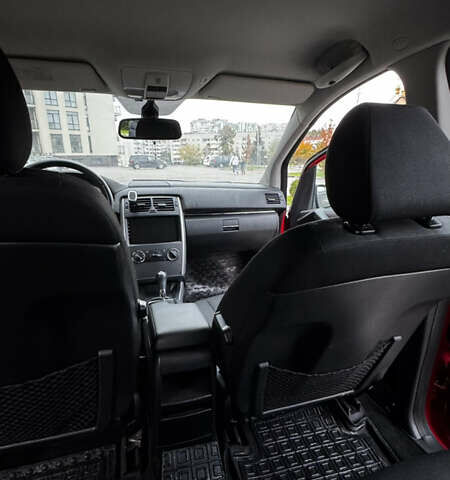 Красный Мерседес Б-класс, объемом двигателя 1.7 л и пробегом 89 тыс. км за 8000 $, фото 11 на Automoto.ua