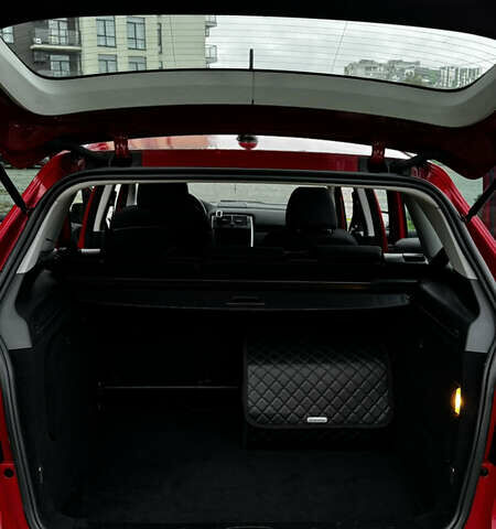 Красный Мерседес Б-класс, объемом двигателя 1.7 л и пробегом 89 тыс. км за 8000 $, фото 13 на Automoto.ua