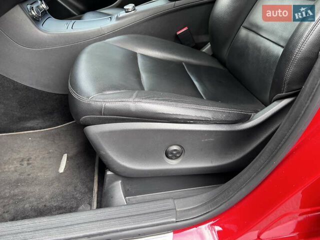 Красный Мерседес Б-класс, объемом двигателя 1.8 л и пробегом 130 тыс. км за 10999 $, фото 23 на Automoto.ua