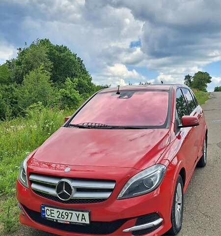Червоний Мерседес Б-клас, об'ємом двигуна 0 л та пробігом 149 тис. км за 11500 $, фото 4 на Automoto.ua