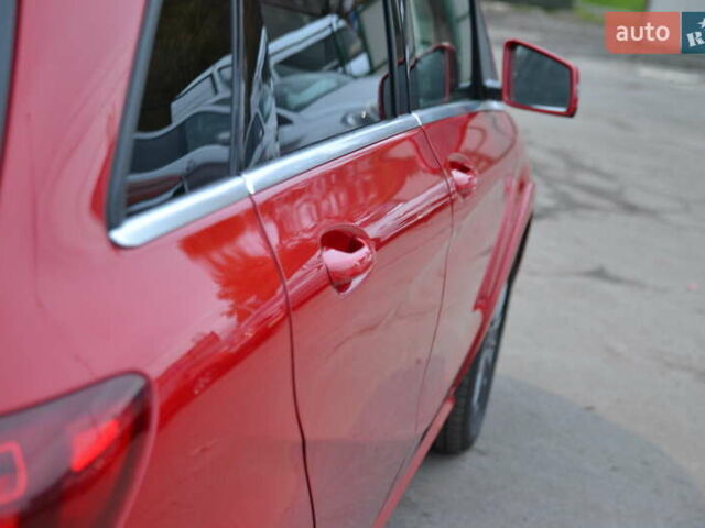 Красный Мерседес Б-класс, объемом двигателя 0 л и пробегом 122 тыс. км за 9999 $, фото 12 на Automoto.ua