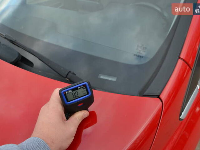 Красный Мерседес Б-класс, объемом двигателя 0 л и пробегом 122 тыс. км за 9999 $, фото 31 на Automoto.ua