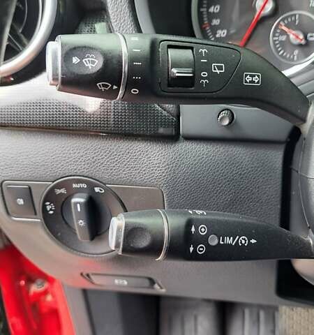 Червоний Мерседес Б-клас, об'ємом двигуна 0 л та пробігом 150 тис. км за 10999 $, фото 11 на Automoto.ua