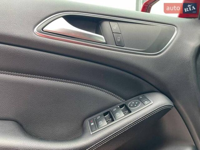 Червоний Мерседес Б-клас, об'ємом двигуна 1.99 л та пробігом 98 тис. км за 14500 $, фото 16 на Automoto.ua