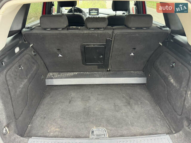 Червоний Мерседес Б-клас, об'ємом двигуна 0 л та пробігом 98 тис. км за 10500 $, фото 13 на Automoto.ua