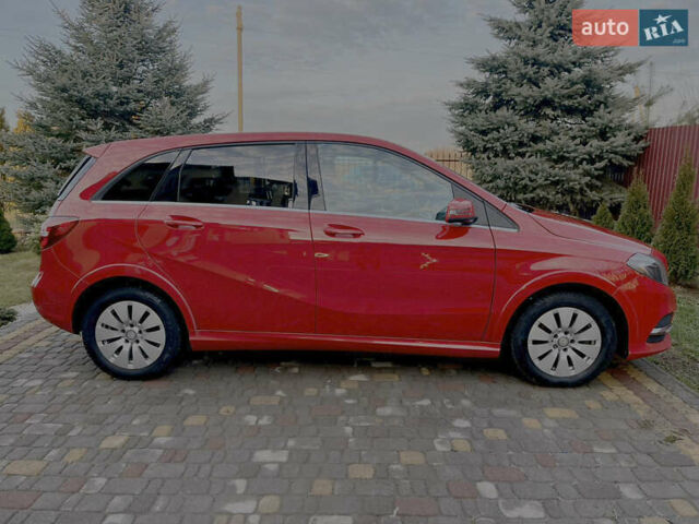 Червоний Мерседес Б-клас, об'ємом двигуна 0 л та пробігом 115 тис. км за 9500 $, фото 8 на Automoto.ua