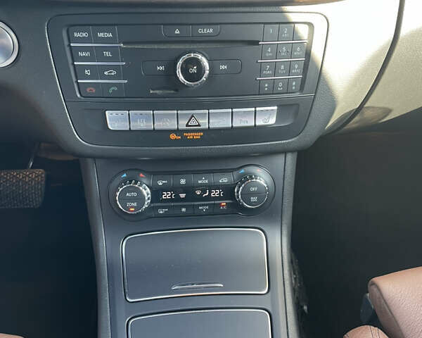 Красный Мерседес Б-класс, объемом двигателя 0 л и пробегом 91 тыс. км за 15500 $, фото 10 на Automoto.ua